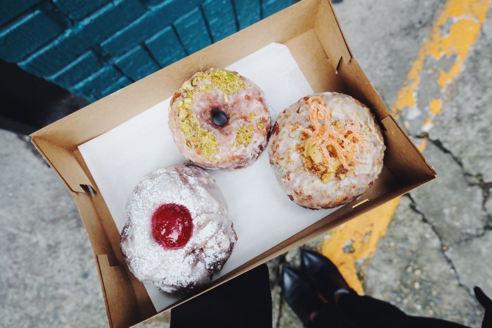 Seattle: Guided Delicious Donut Tour With Tastings - Tasting Experience and Conversations