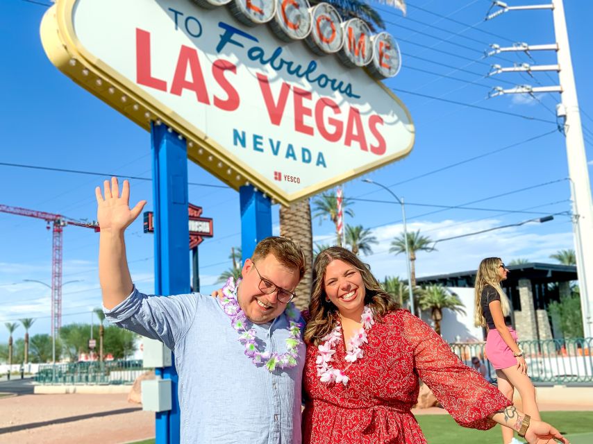Seven Magic Mountains & Las Vegas Sign - Photoshoot Included - Fun Photo Tour