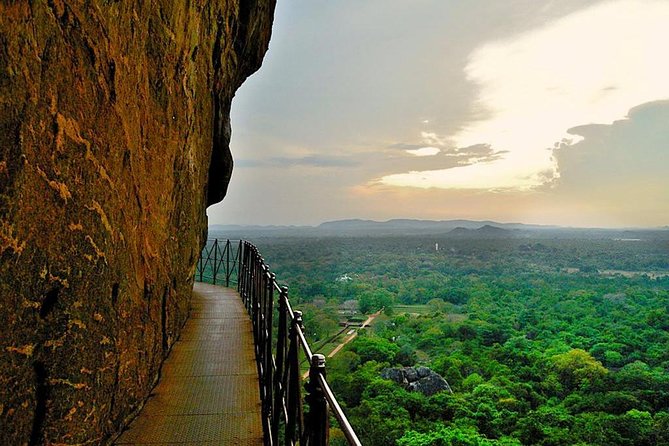 Sigiriya and Cave Temple With Pidurangala Rock - Full Day Private Tour - Common questions