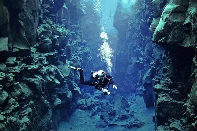 Silfra: Diving Between Tectonic Plates With Pick up From Reykjavik - Cancellation Policy