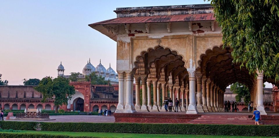 Skip-the-Line Taj, Fort and Fatehpur Sikri Day Trip - Directions