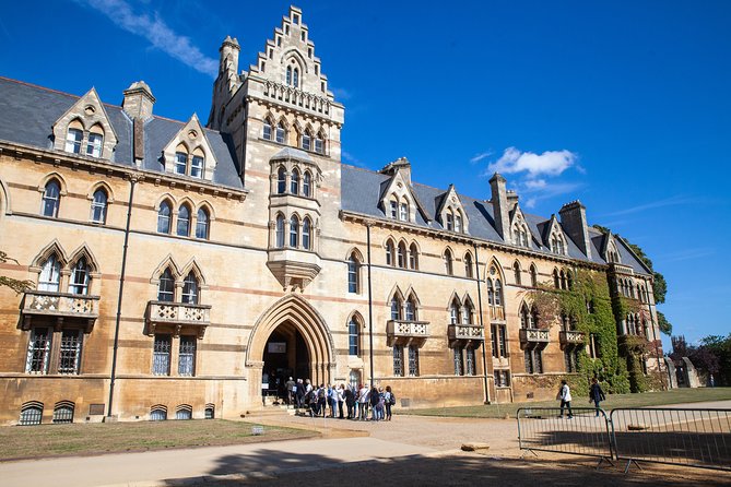 Social Distancing Specialised Oxford University Walking Tour With Student Guides - Reviews and Ratings