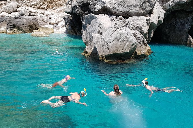Sorrento: Exclusive Capri Private Boat Tour & Blue Grotto - Customer Testimonial