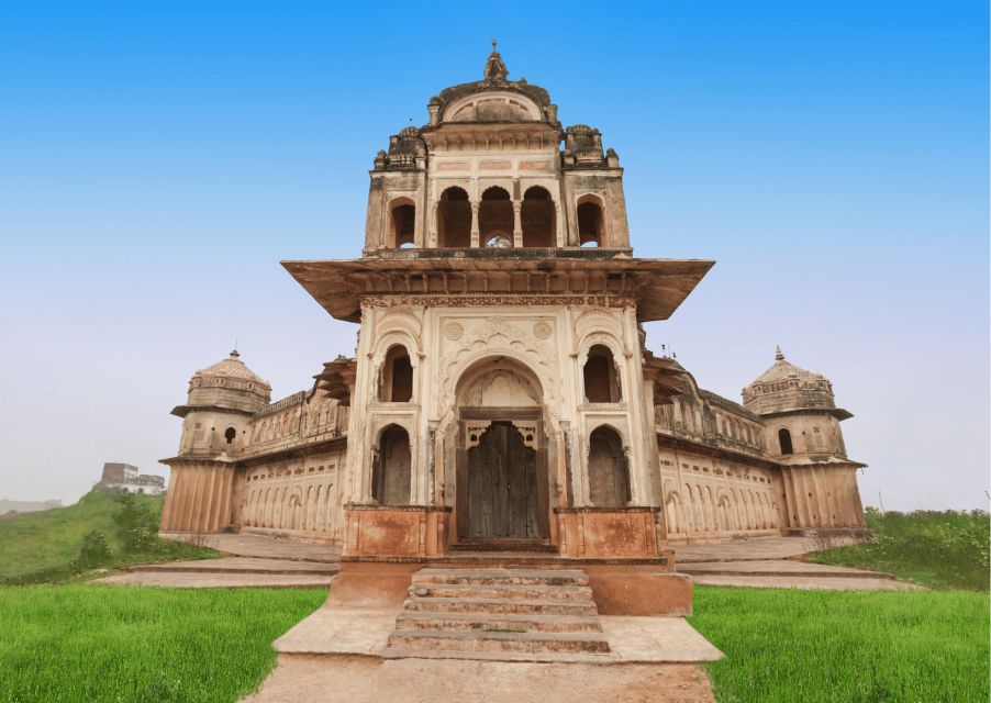 Spiritual Trails of Orchha (Guided Temples Walking Tour) - Directions