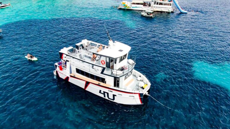 Split: Blue Cave & 5 Islands Catamaran Speedboat Cruise