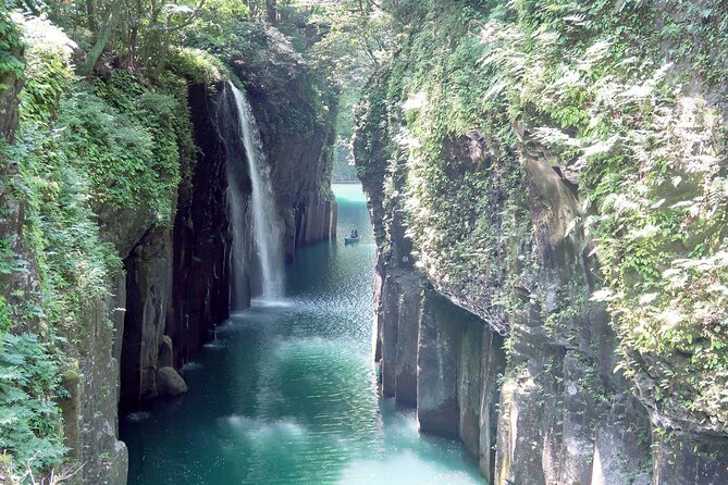 *Stay at Beppu, 2-Day Charter Bus Tour to Takachiho From Fukuoka - Common questions