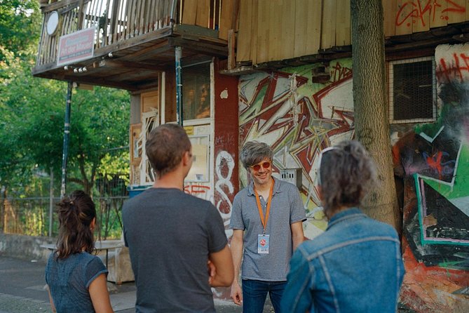 Street Art and Alternative Tour of Berlin - Capturing the Urban Art Experience