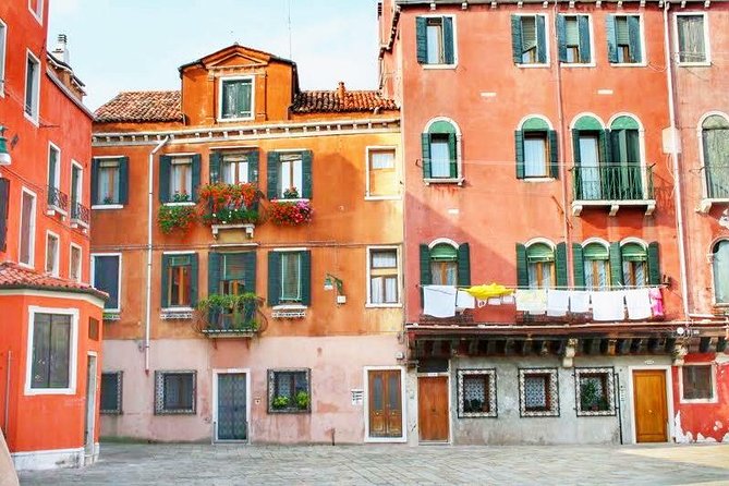 Tasty Street Food Tour of Venice City Center With Cicchetti & Local Specialties - Common questions