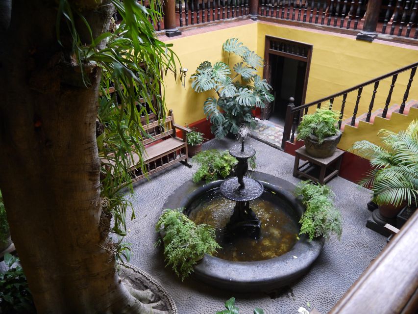 The Aliaga House, a Living Colonial Gem in the Center of Lima. - Common questions