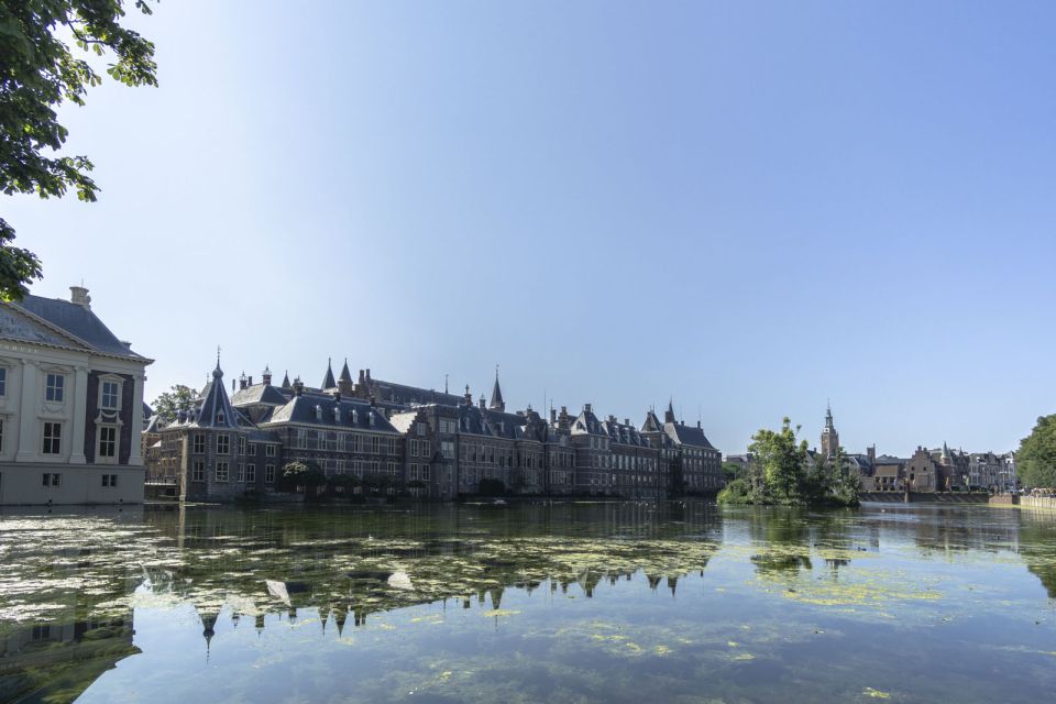 The Hague Discovery Game Historic Center & Zeeheldenkwartier - Directions