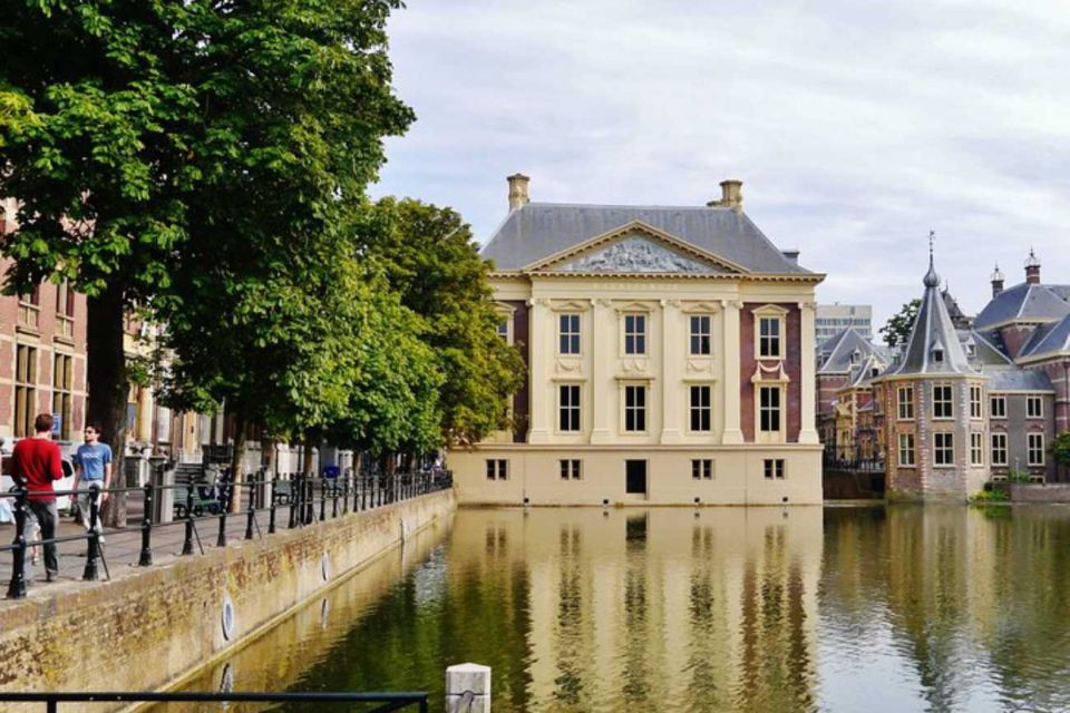 The Hague: Historical Audio Guide - Common questions