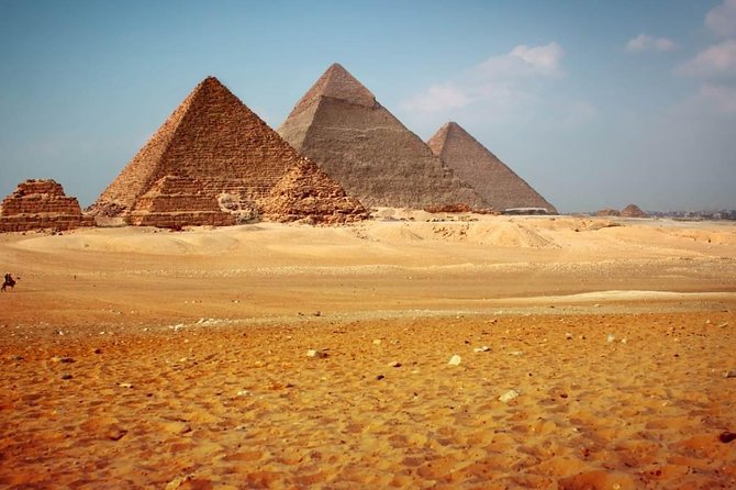 Top Attractions Tour in Giza Pyramids and Horse Carriage With Panoramic View - Common questions