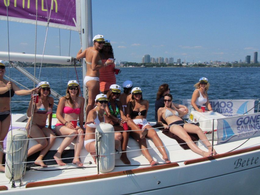 Toronto: Full Moon Sail on Lake Ontario - Celestial Sail Experience