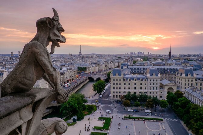 Tour of Notre Dame Area With Entry Ticket to Archeological Cryte - Common questions