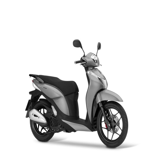 Travel Around Lisbon and Its Surroundings by Scooter - Scooter Rental Benefits