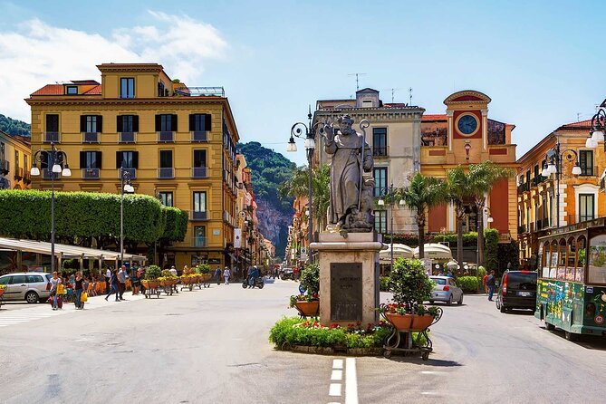 Ultimate Amalfi Coast Trip From Naples With Lunch - Lunch Experience