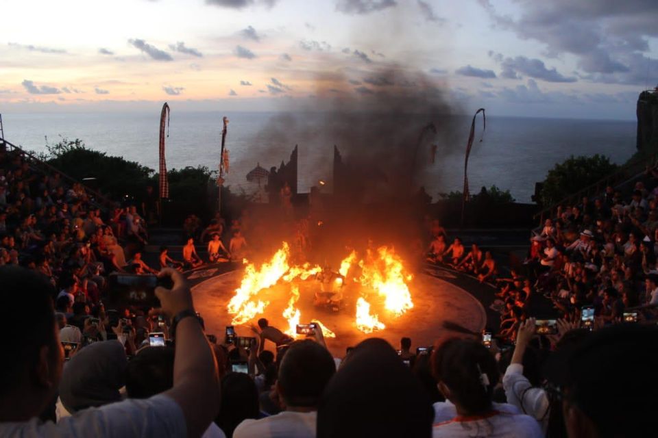Uluwatu :Amazing Sunset at Uluwatu and Kecak Fire Dance. - Additional Information for Travelers