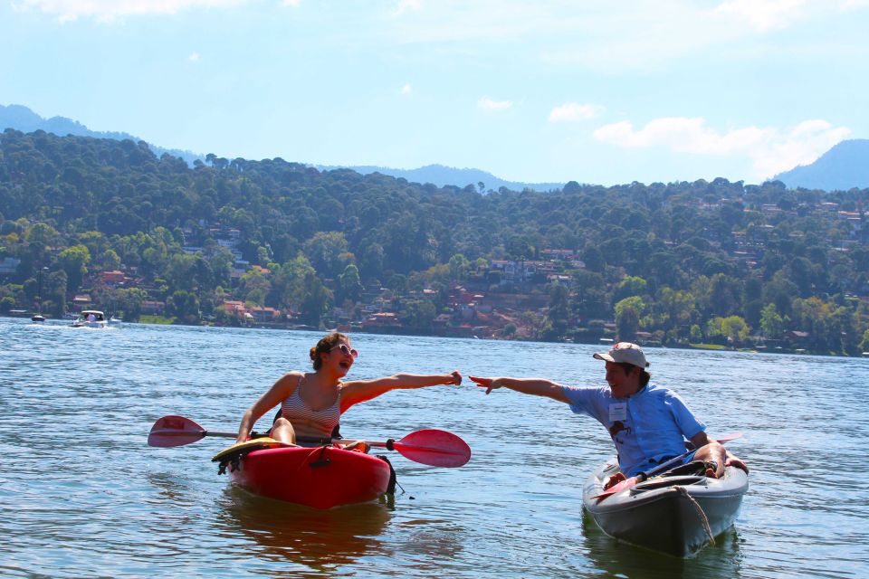 Valle De Bravo: Kayaking Tour - Meeting Point and Surroundings