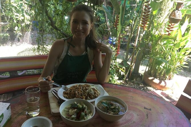 Vegetarian Organic Thai Cooking Class and Market Tour in Phuket - Common questions