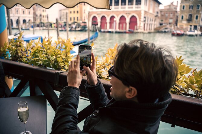 Venice Rooftops Tour With Prosecco - Group Size & Requirements