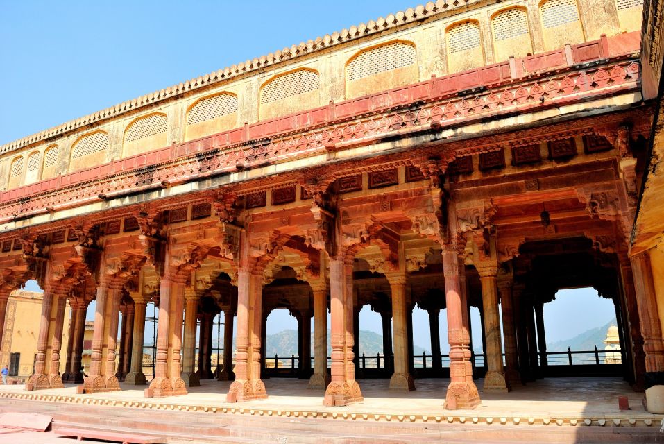 Visit Jaipur in Private Car With Guide Service - Common questions