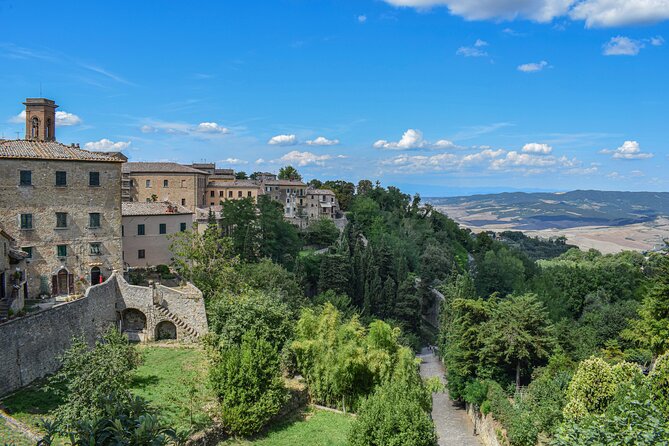 Volterra and San Gimignano: a Taste of Medieval Tuscany! - Tips for a Memorable Tuscan Experience