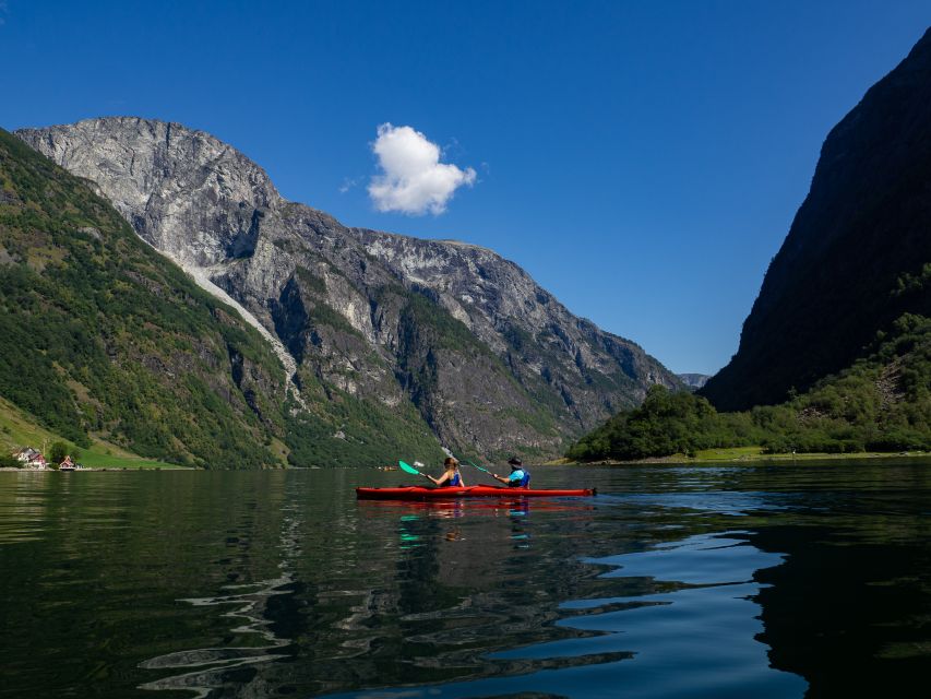 Vossevangen: Nærøyfjord Full-Day Guided Kayaking Trip - Common questions