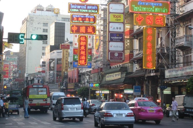 Walking Bangkoks Old Quarters & Red-light District - Nightlife Adventure