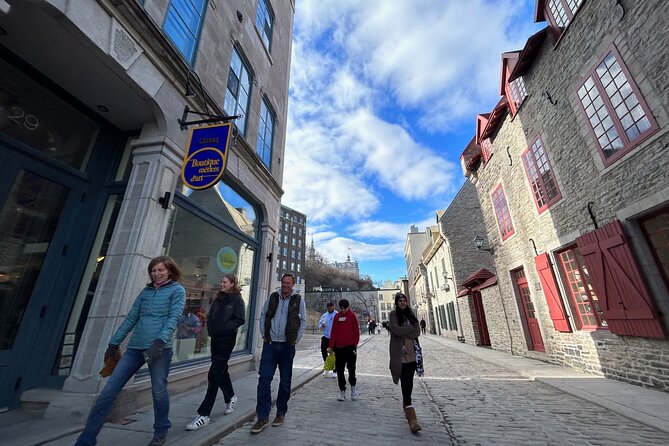 Walking Tour Anecdotes, Crimes & Surprising Revelations in Quebec - Jaw-Dropping Revelations