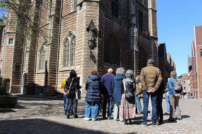 Walking Tour: Highlights of Antwerp - Directions