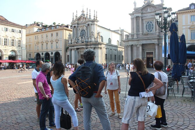 Walking Tour in Small Groups in English - Booking Process