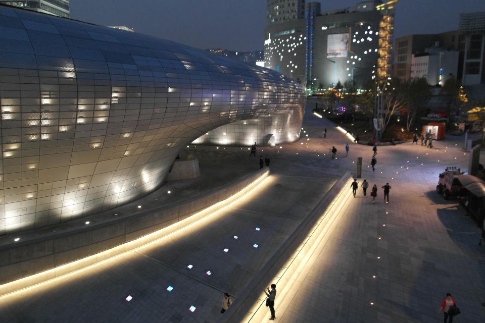 Welcome to Seoul: Private Tour With a Local - Local Guide Assistance