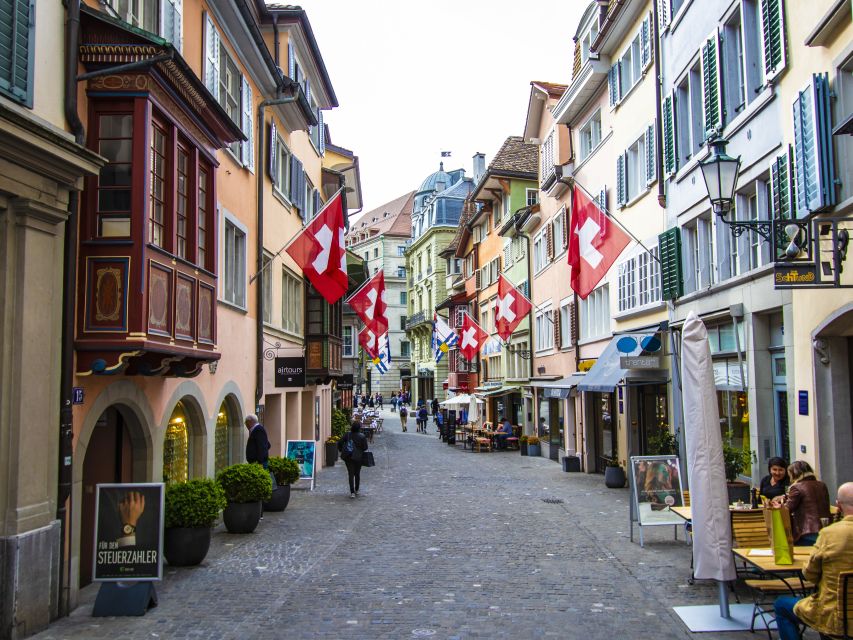 Zurich: Best Intro Tour and a Funicular Ride With a Local - Common questions