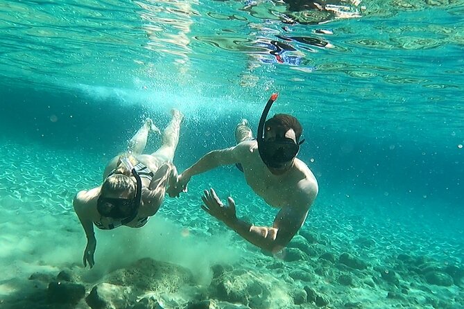 1-Hour Guided Snorkeling Adventure With Go Pro Pictures - Group Size Limit