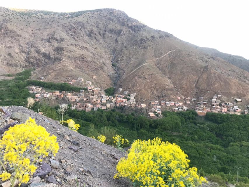 2 Days Trek to the Berber Villages - Local Markets and Berber Cuisine