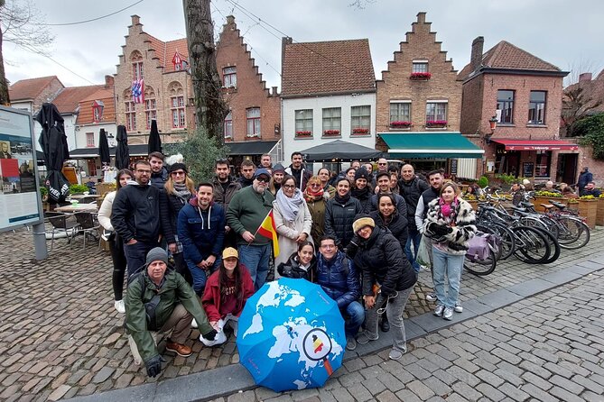 2-Hour Bruges Walking Tour With Chocolate Tasting - Itinerary Highlights