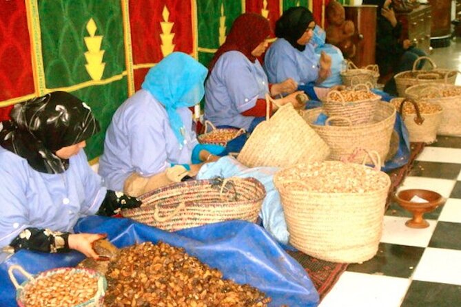 Agadir City Tour Discovery Free Time in the Souk Market - Souk Market Exploration