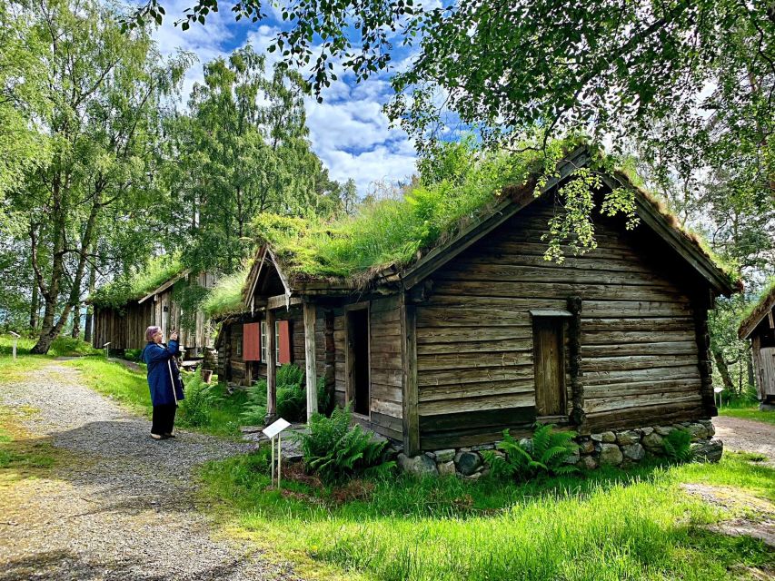 Alesund Heritage Sightseeing Tour - Gift Options Available