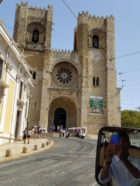 Alfama Tour : Lisbon Old Town With Electric Tuk Tuk - Highlights