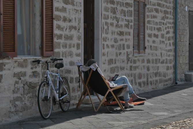 Alghero: Walking Tour With Bilingual Local Guide - Reviews and Ratings From Past Participants