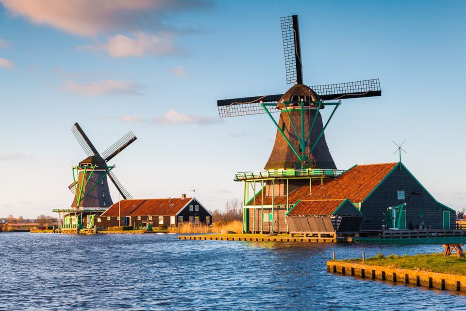 Amsterdam: Windmills, Edam, Volendam and Marken Private Tour - Common questions