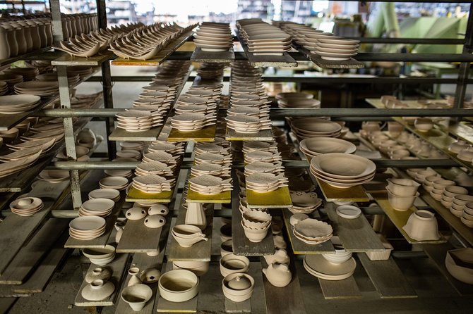 Arita Ware Private Walking Tour and Ceramics Treasure Hunt - Last Words
