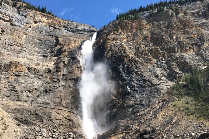 Banff & Yoho Parks Lake Louise Moraine Lake Emerald Lake - PRIVATE TOUR - Common questions