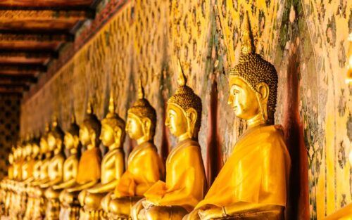 Bangkok: Grand Palace,Wat Pho,Wat Arun Walking Tour - Common questions