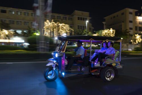 Bangkok: Street Eats by Tuk-Tuk Guided Food Tour - Customer Reviews and Ratings