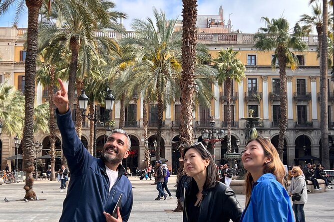 Barcelona Evening Tour, Flamenco Show & Tapas - Common questions