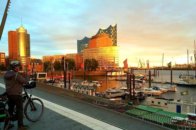 Bike Tour Hamburg City - Tradition and Modernity - Elbphilharmonie (min.4) - Last Words