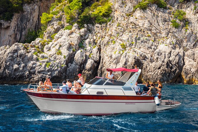 Boat Excursion Capri Island : Small Group From Naples - Common questions