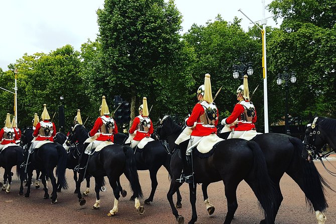 British Royalty Walking Tour Including the Changing of the Guard! - Last Words