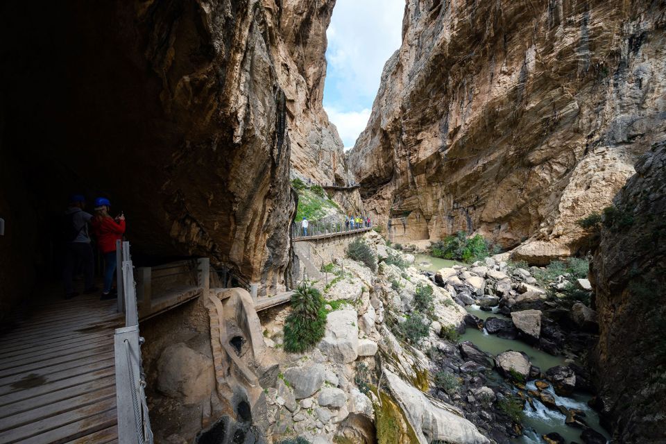 Caminito Del Rey: Guided Tour With 1 Drink and Shuttle Bus - Additional Information